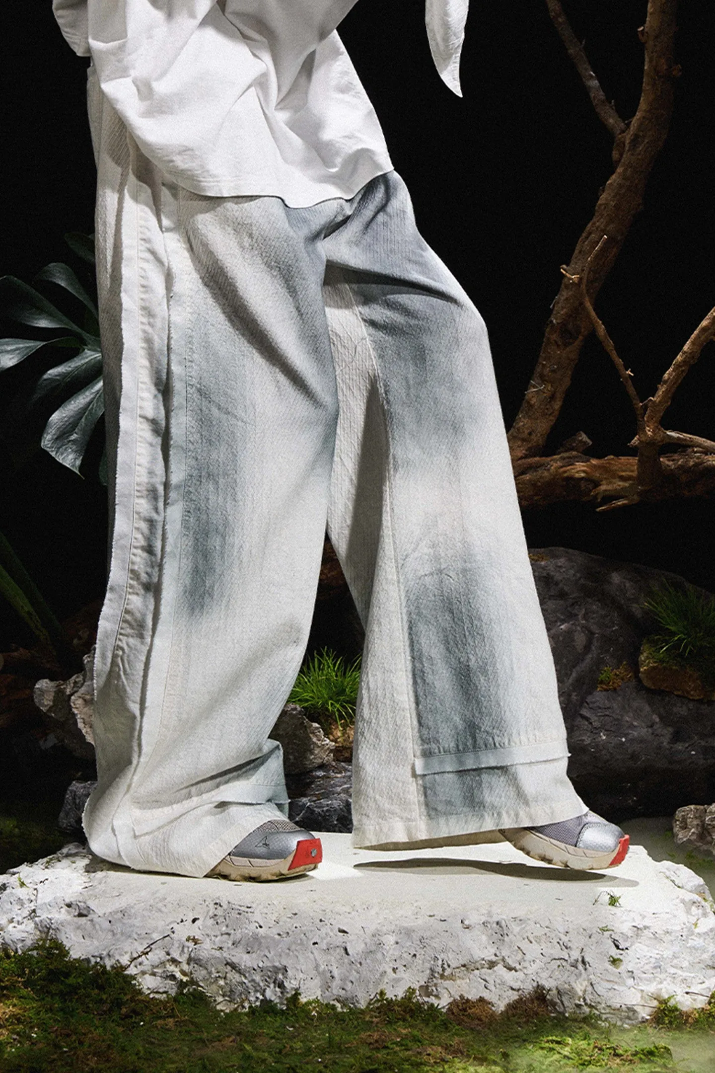 Ripped Washed Casual Pants