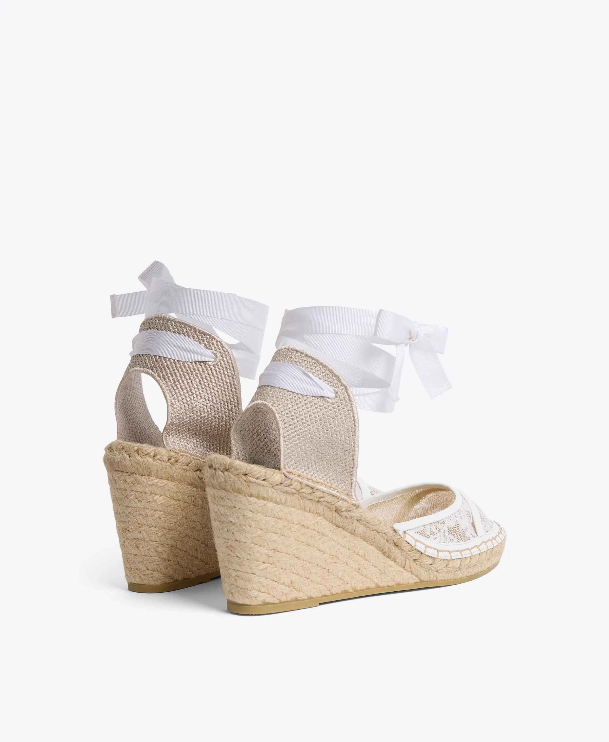 Selen 70 White Lace Wedge