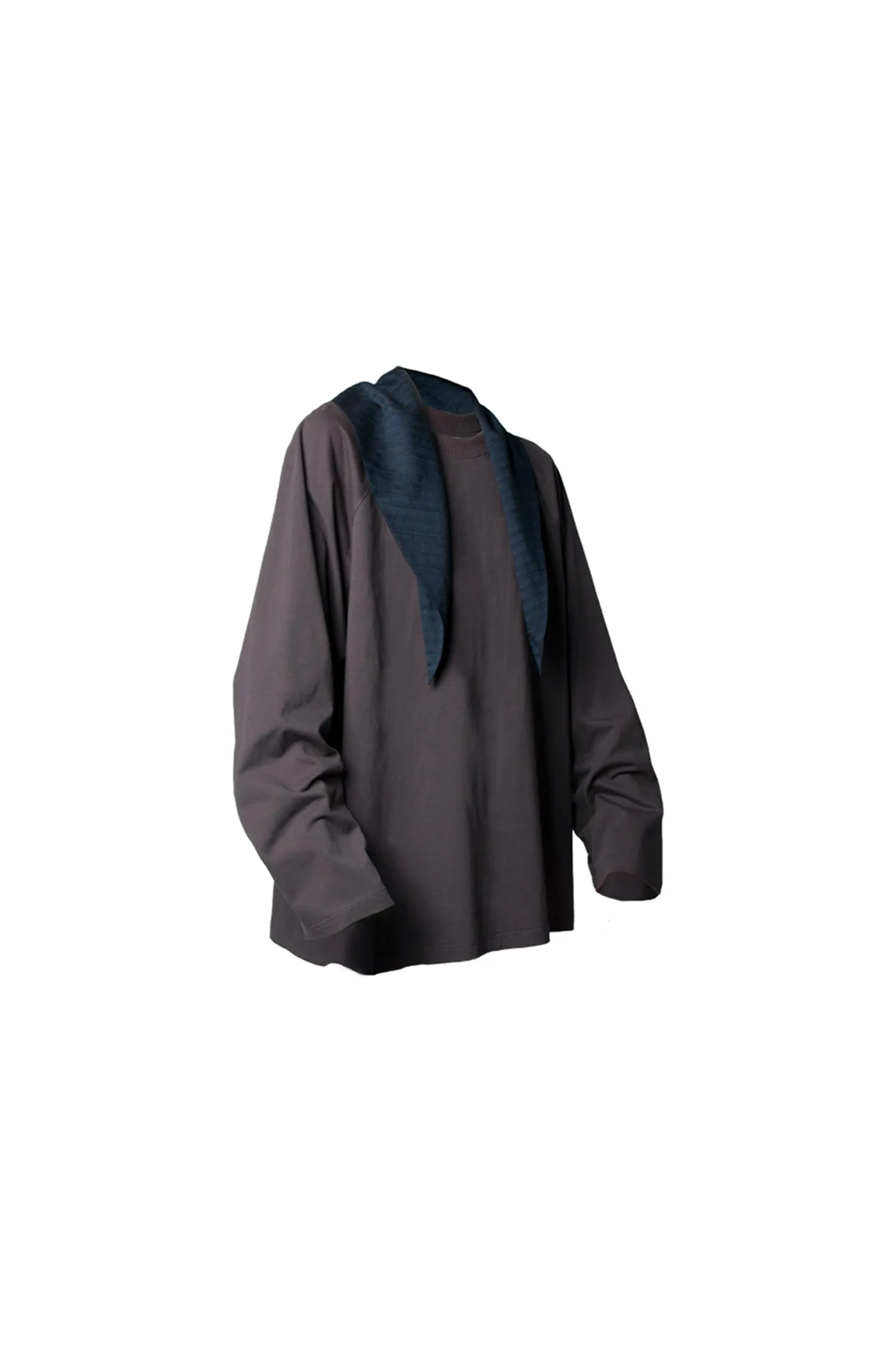 Triangle scarf long sleeve T-shirt