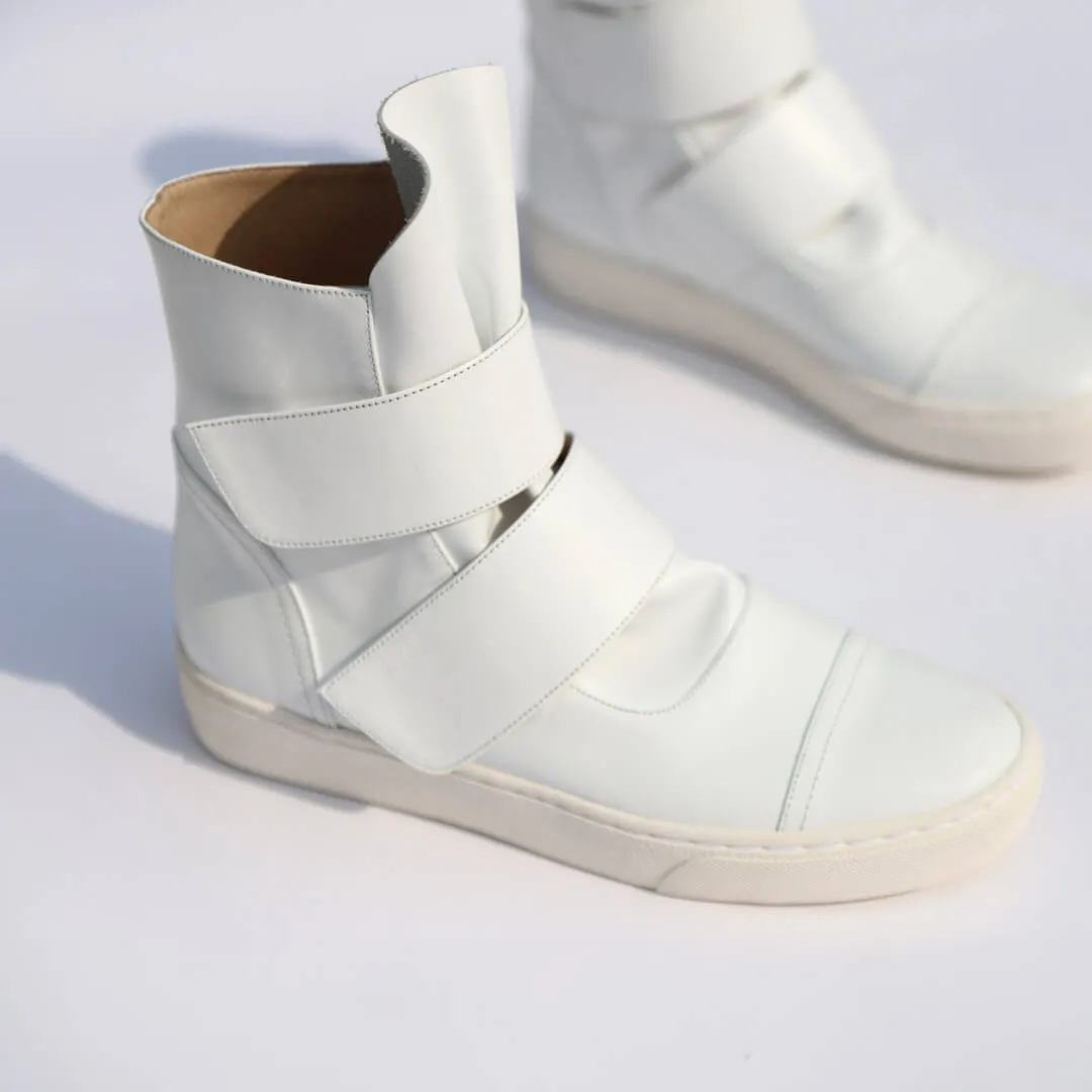 *UK size 2.5 - KANTA - white, 3cm heels