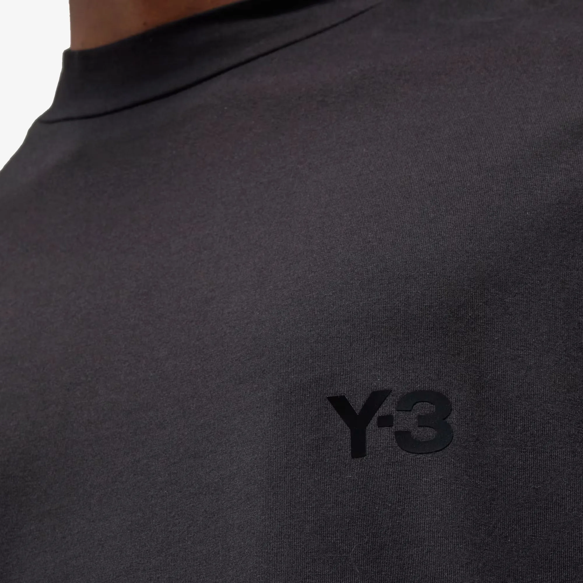 Y-3 | MOCK NECK TEE { BLACK